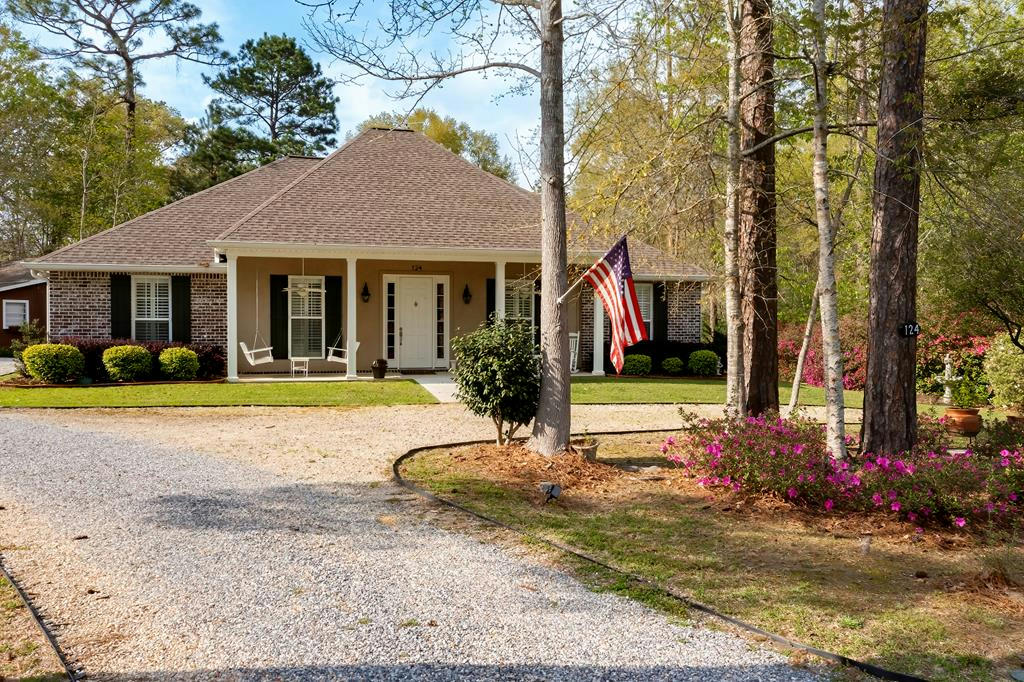 124 RIDGEVIEW DR, CARRIERE, MS 39426, photo 1 of 49